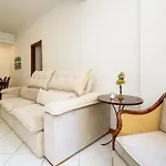 Omar do Rio - NSC 1010/302: Excelente 3Qtos, Internet 200mbps + WorkStation, Tv a Cabo, a 200m da Praia e do Metrô, em Copacabana