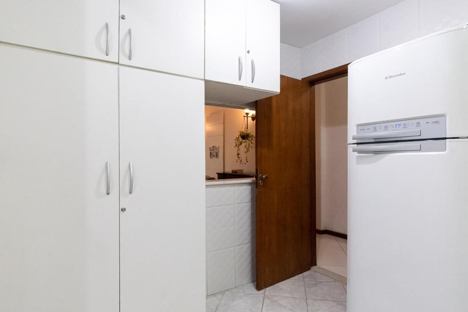 Apartamento 3qtos A 200m Da Praia | Nsc 1010/302